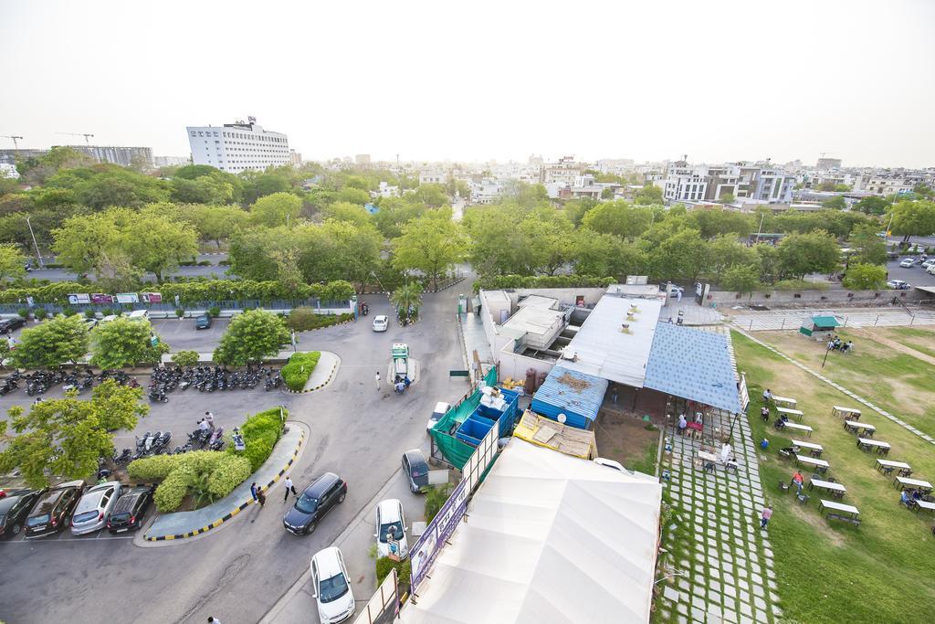 ホテルK G Residency Airport ジャイプール エクステリア 写真
